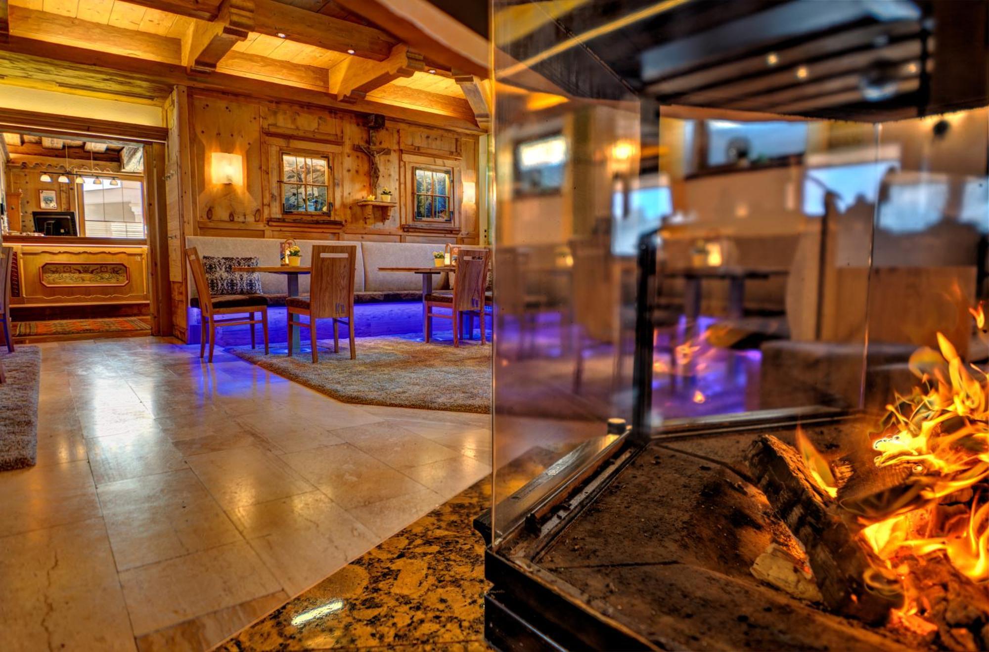Hotel Kirchbichlhof ฮิพพาค ภายนอก รูปภาพ
