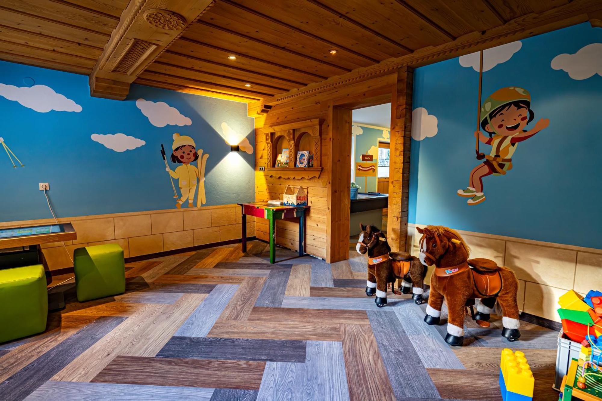 Hotel Kirchbichlhof ฮิพพาค ภายนอก รูปภาพ